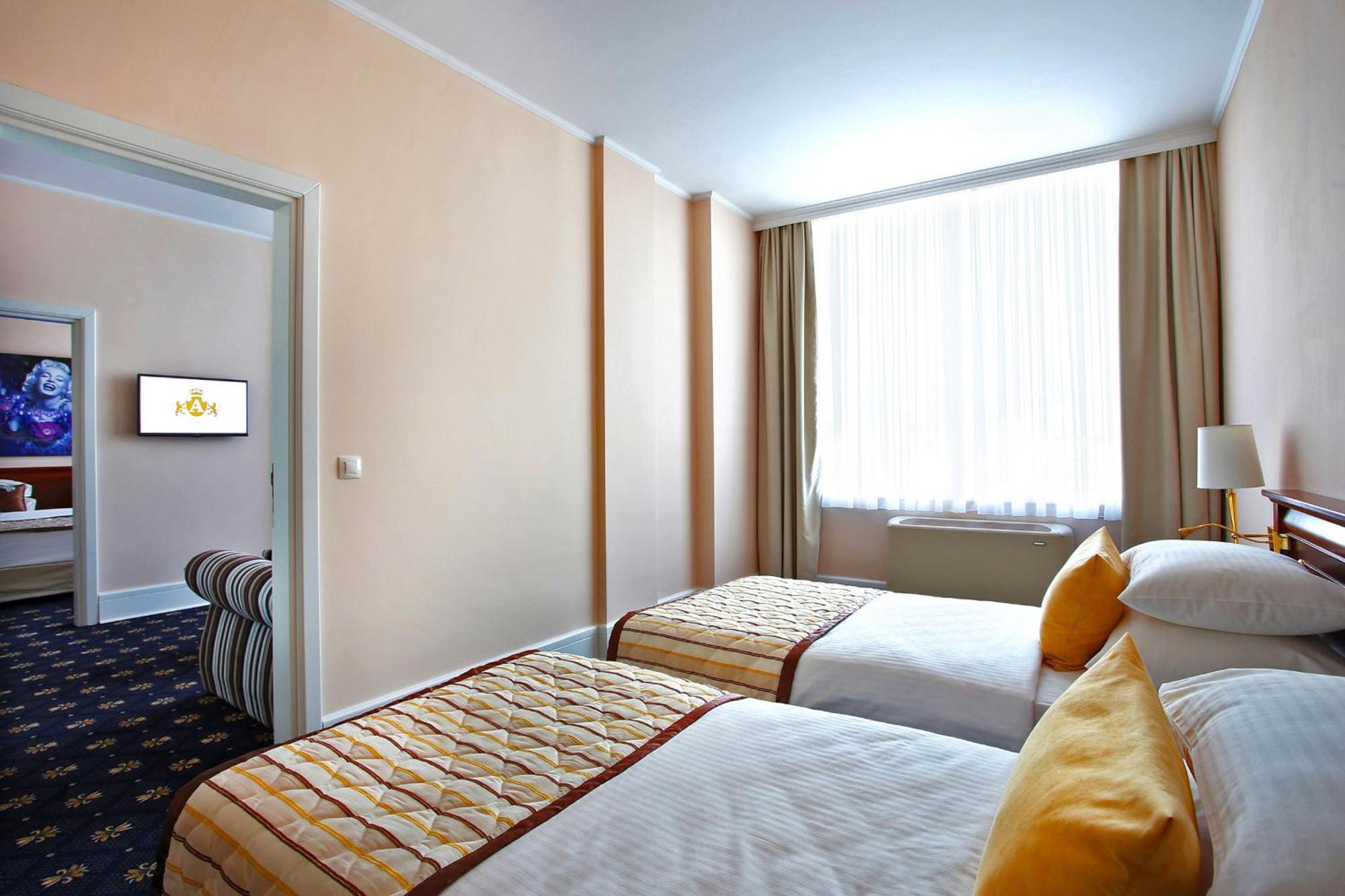 A Hoteli - Hotel Sloboda Šabac Pokoj fotografie